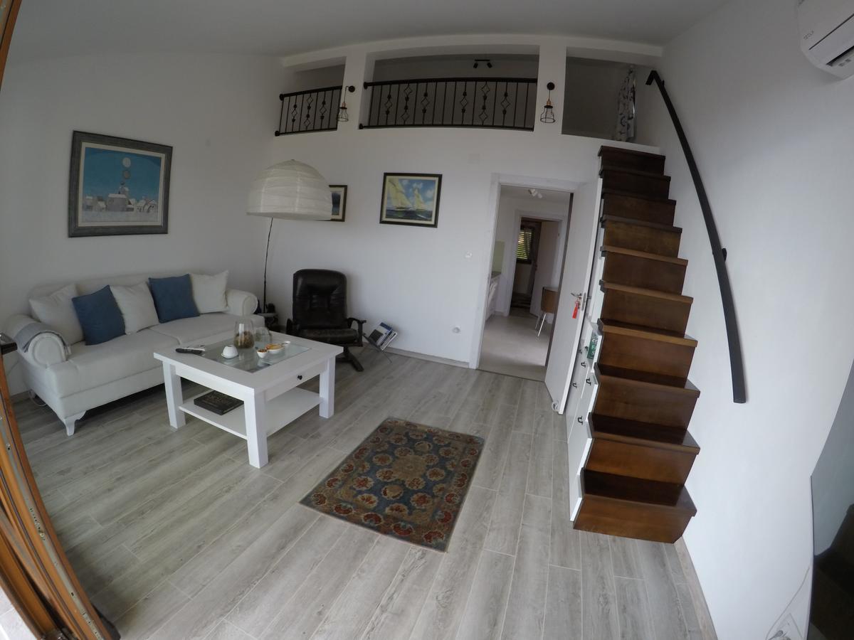 Loft Infinity Apartment Petrovac Bagian luar foto